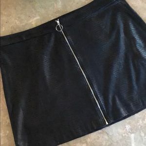 Kensie Zip Up Skirt